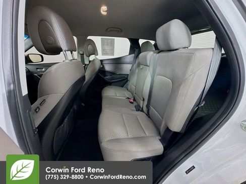 Used 2018 Hyundai Santa Fe Sport image 22
