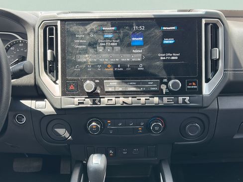Used 2025 Nissan Frontier SV RWD image 19