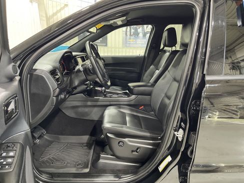 Used 2022 Dodge Durango GT image 2