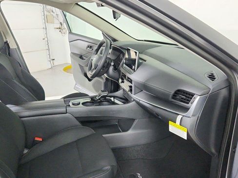 Certified 2026 Nissan Rogue S AWD/4WD image 19