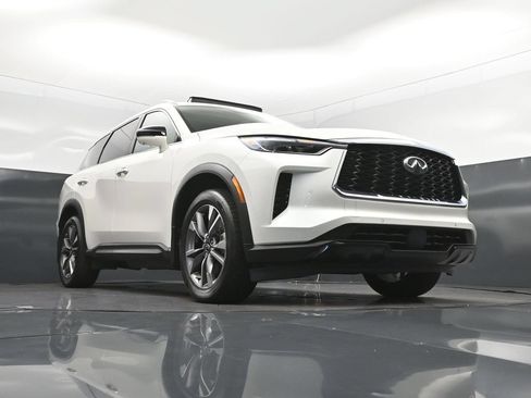 Used 2023 INFINITI QX60 Luxe w/ Performance Audio Package FWD image 44