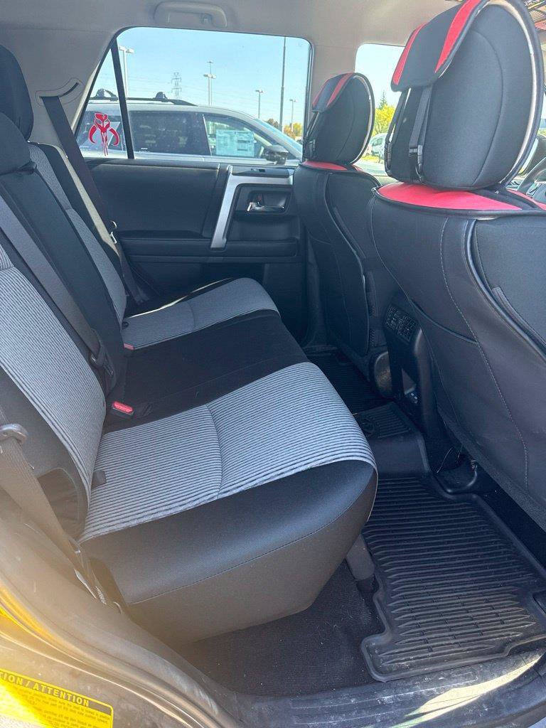 Used 2023 Toyota 4Runner SR5 AWD/4WD image 8