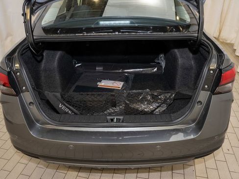 New 2025 Nissan Versa SR w/ Trunk Package image 6
