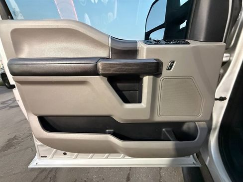 Used 2015 Ford F150 XLT RWD image 20