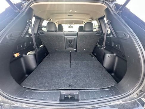 Used 2024 Mitsubishi Outlander SE image 6