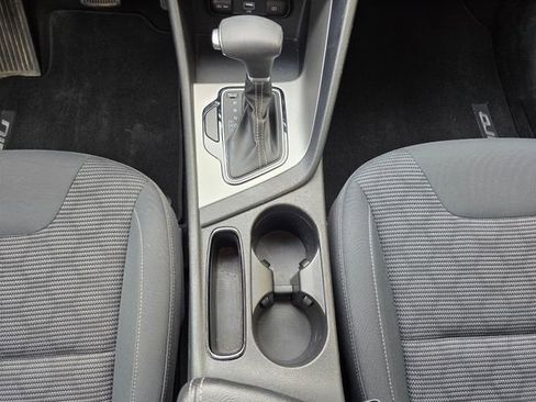 Used 2022 Kia Niro LX FWD image 33