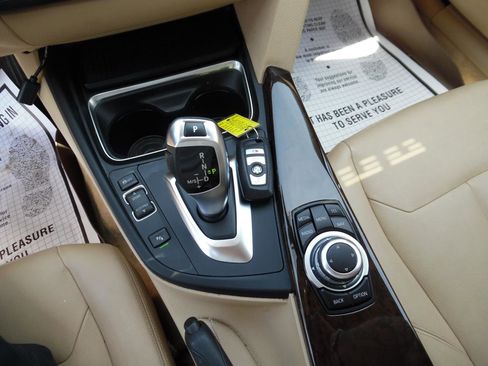 Used 2015 BMW 335i Sedan RWD image 17