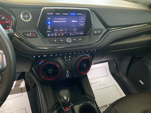Certified 2022 Chevrolet Blazer RS w/ Enhanced Convenience Package AWD/4WD image 16