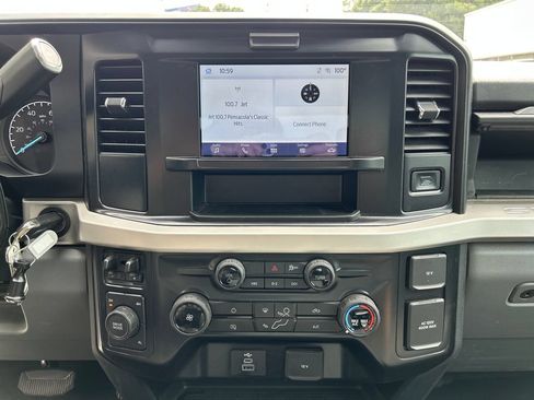 Used 2025 Ford F250 XLT AWD/4WD image 18