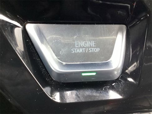 Used 2023 GMC Sierra 1500 Denali w/ Technology Package image 23