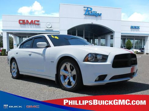 Used 2014 Dodge Charger R/T RWD image 1