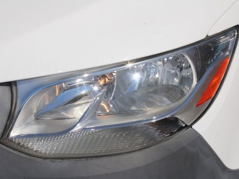 Used 2022 Mercedes-Benz Sprinter 1500 image 26