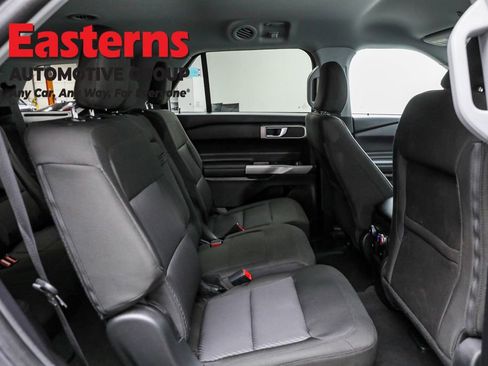 Used 2022 Ford Explorer XLT image 22