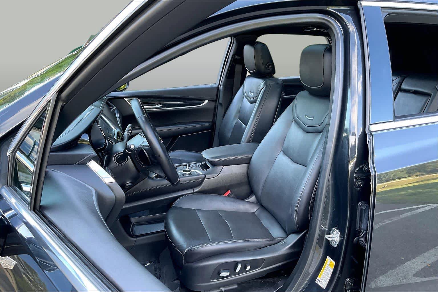 Used 2020 Cadillac XT5 Premium Luxury AWD/4WD image 7