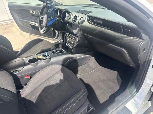 Certified 2022 Ford Mustang Convertible w/ Equipment Group 101A RWD image 27