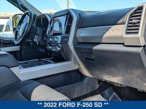 Certified 2022 Ford F250 Lariat w/ Lariat Value Package AWD/4WD image 23