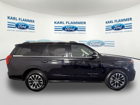 Certified 2025 Ford Expedition Platinum AWD/4WD image 2