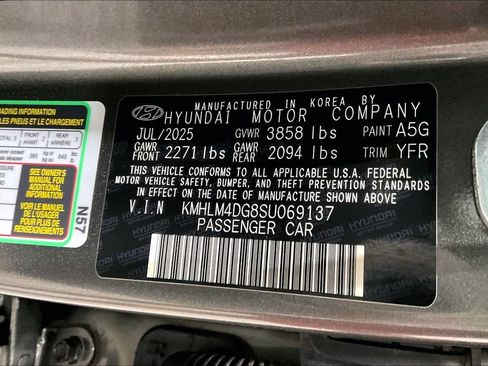 Used 2025 Hyundai Elantra Sport FWD image 41