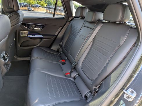 Used 2025 Mercedes-Benz GLC 300 4MATIC w/ AMG Line image 31