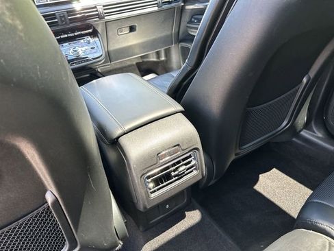 Used 2022 Lincoln Corsair AWD w/ Premium Package image 25