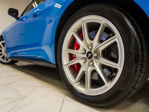 Used 2024 Ford Mustang GT Premium image 32