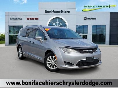 Used 2019 Chrysler Pacifica Touring-L