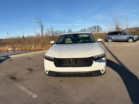 Certified 2023 Honda Accord EX image 2