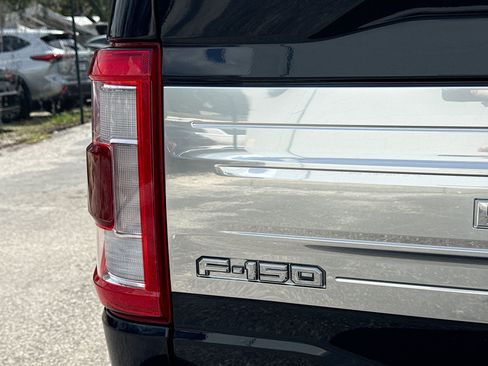 Used 2022 Ford F150 Limited AWD/4WD image 10
