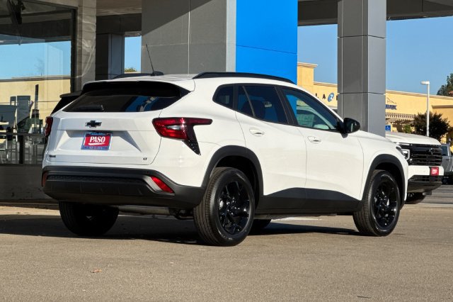 New 2026 Chevrolet Trax LT w/ Driver Confidence Package FWD image 6