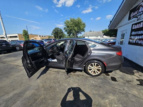 Used 2015 Chrysler 200 Limited w/ Convenience Group FWD image 23