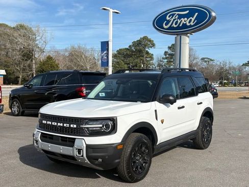 New 2026 Ford Bronco Sport Badlands w/ Badlands Tech Package AWD/4WD image 1