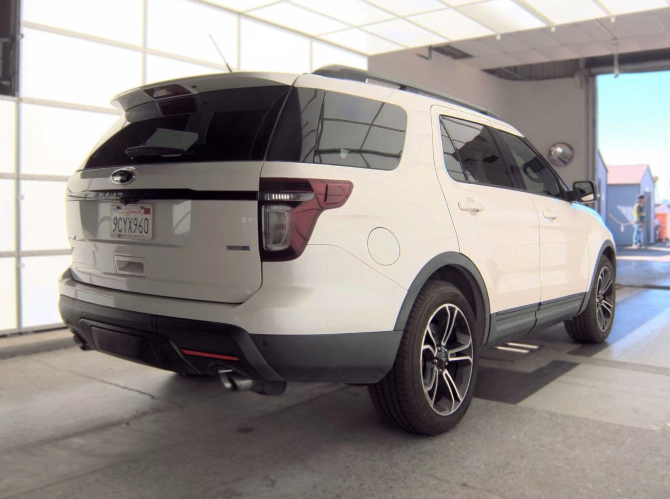 Used 2015 Ford Explorer Sport w/ Equipment Group 401A AWD/4WD image 4