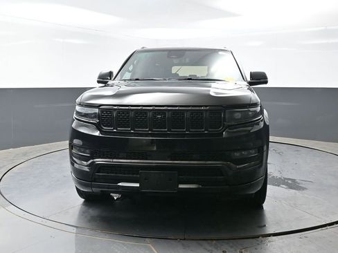 Used 2023 Jeep Grand Wagoneer Series II AWD/4WD image 5
