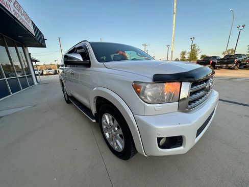 Used 2008 Toyota Sequoia Platinum RWD image 7