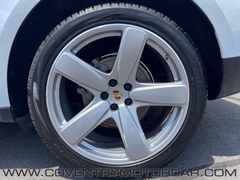 Used 2020 Porsche Macan S image 11