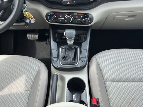 Used 2023 Kia Soul LX w/ LX Technology Package FWD image 23