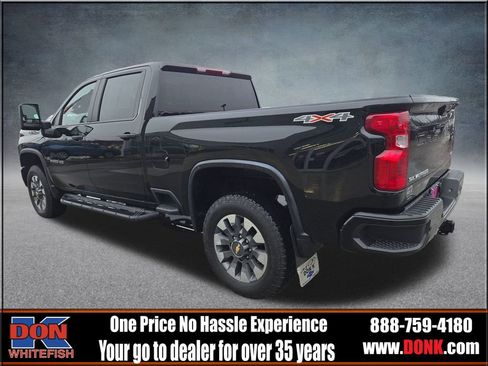 Used 2024 Chevrolet Silverado 2500 Custom w/ Custom Convenience Package image 6