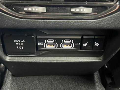 Used 2022 Jeep Grand Cherokee Limited AWD/4WD image 42