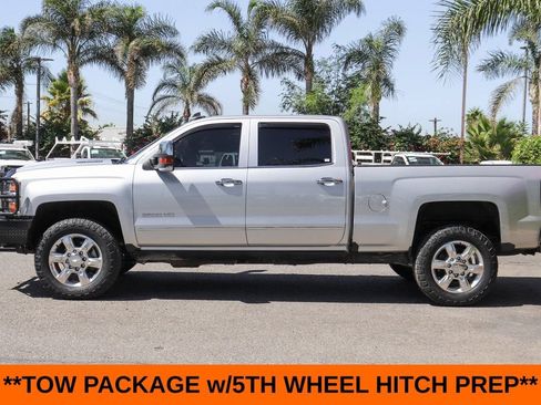 Used 2019 Chevrolet Silverado 2500 LTZ w/ Duramax Plus Package AWD/4WD image 4