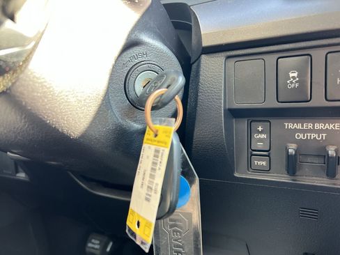 Used 2017 Toyota Tundra SR5 w/ TRD Off Road Package image 37