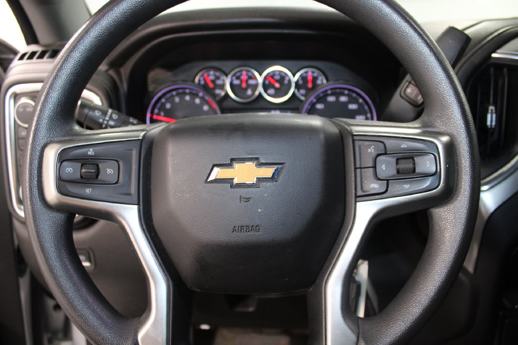 Used 2020 Chevrolet Silverado 1500 LT w/ Trailering Package AWD/4WD image 26