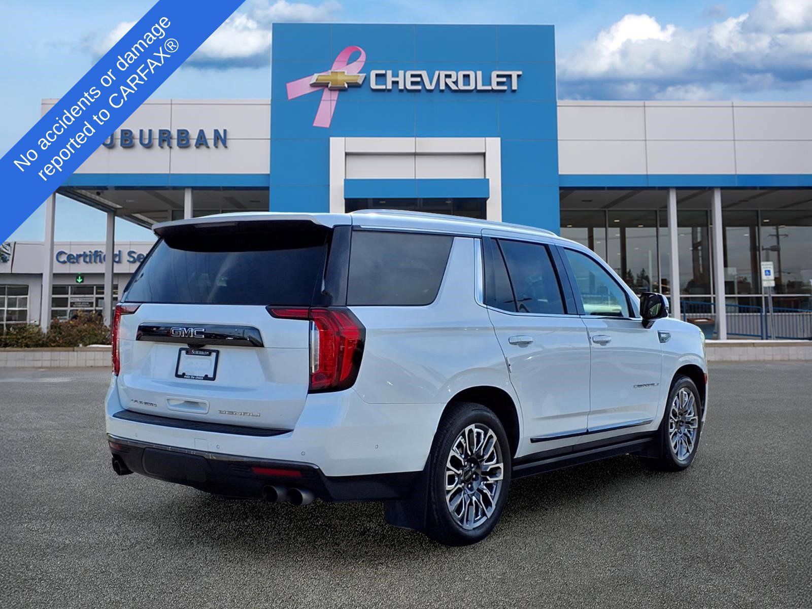 Used 2024 GMC Yukon Denali Ultimate AWD/4WD image 5