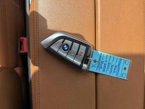 Used 2022 BMW 530i xDrive w/ Convenience Package image 48