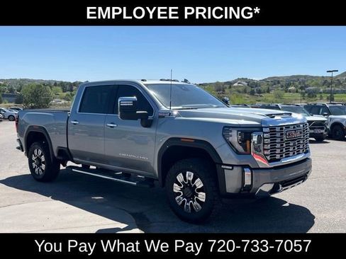 Used 2024 GMC Sierra 2500 Denali w/ Denali Reserve Package AWD/4WD image 7