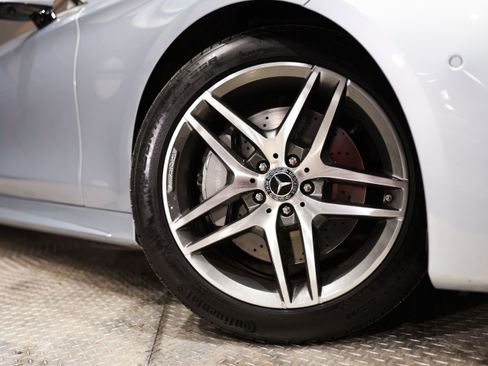 Used 2019 Mercedes-Benz S 560 Cabriolet w/ AMG Line Exterior image 10