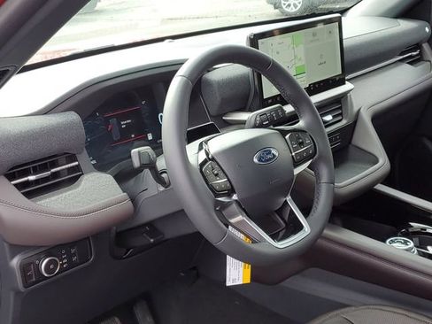 New 2026 Ford Explorer Platinum w/ LUX Leather Package AWD/4WD image 14