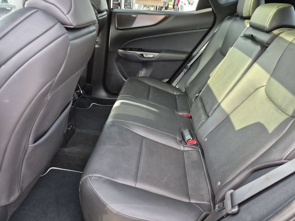 Used 2024 Lexus NX 350 F Sport AWD/4WD image 18