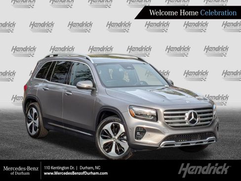 Used 2026 Mercedes-Benz GLB 250 image 1
