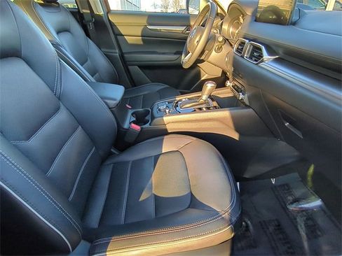 Used 2025 MAZDA CX-5 AWD 2.5 S w/ Preferred Package image 21