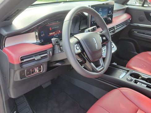 Certified 2023 Lincoln Corsair Reserve w/ Jet Appearance Package FWD image 9